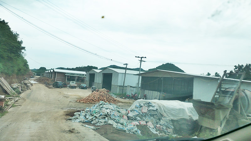 烯材石墨烯电地暖-绵阳盐亭养殖场安装工地2