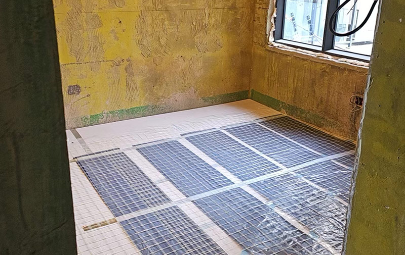 烯材石墨烯电地暖-德阳阳光中央公园安装工地3