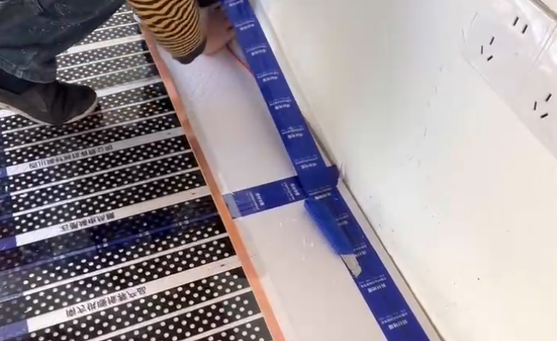 烯材石墨烯电地暖-绵阳石马镇别墅安装工地3