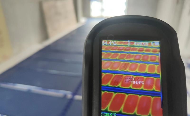 烯材石墨烯电地暖-绵阳梓潼东辰一品安装工地5