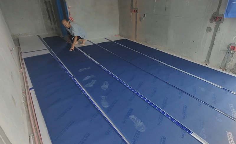 烯材石墨烯电地暖-绵阳梓潼东辰一品安装工地1