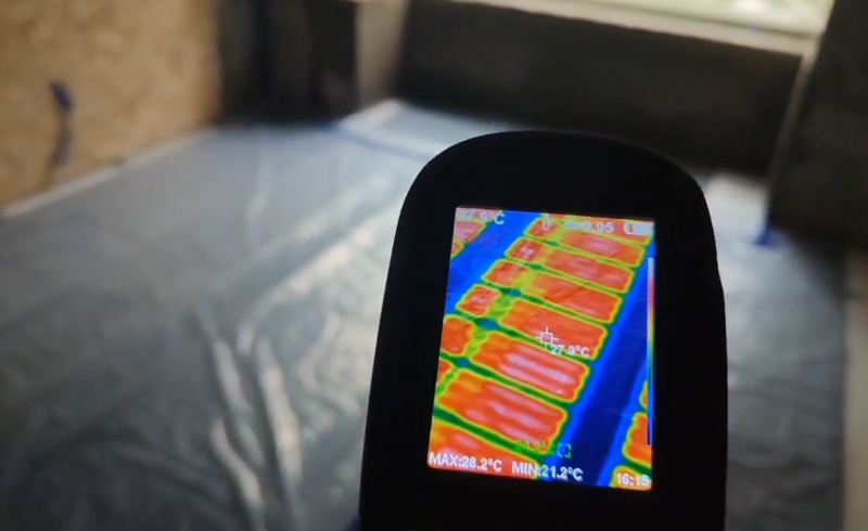 烯材石墨烯电地暖-江油五星国际城安装工地6