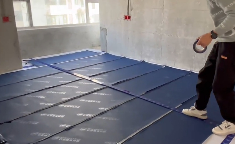 烯材石墨烯电地暖-绵阳西城君悦华府安装工地5