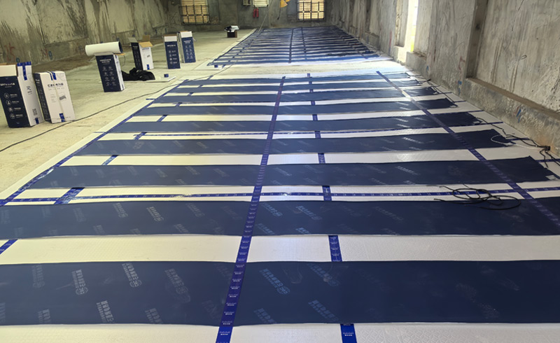 烯材石墨烯电地暖-绵阳牧业养殖场安装工地8