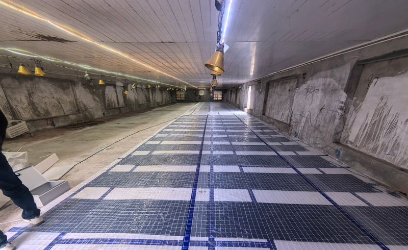 烯材石墨烯电地暖-绵阳牧业养殖场安装工地10