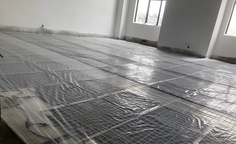 烯材石墨烯电地暖-凉山盐源光伏基地安装工地8