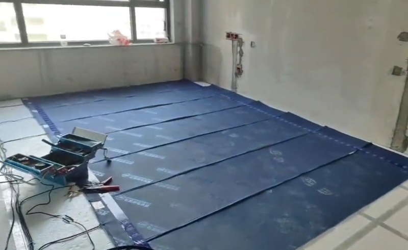烯材石墨烯电地暖-绵阳安州区金钟上院电地暖安装工地3